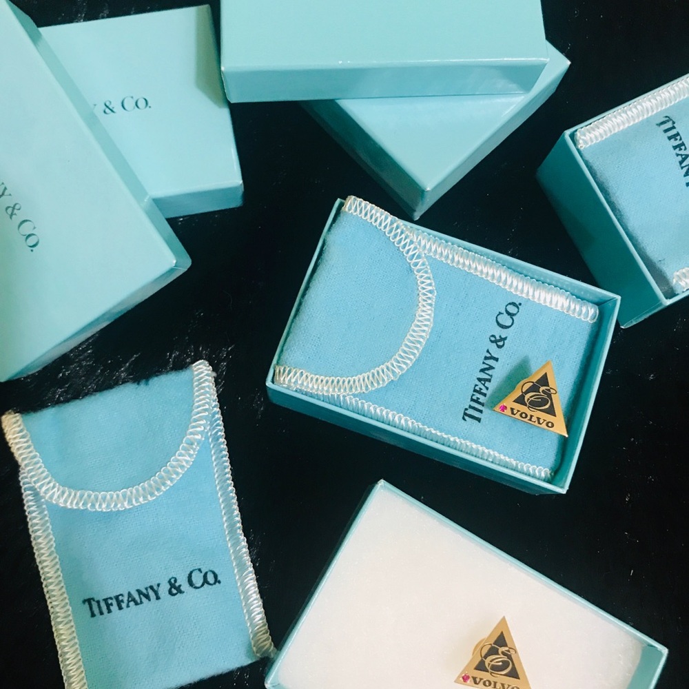 Tiffany & Co. rare Volvo pin gem tie tack- 4 left - Picture 6 of 9